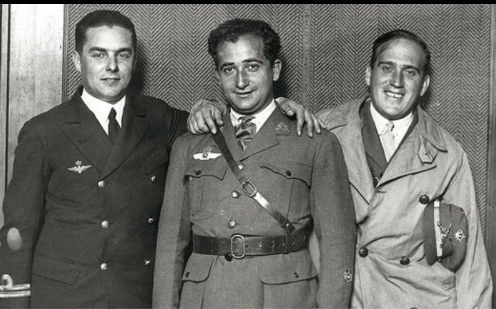 MasRazonqUnSant's tweet image. Julio Ruiz de Alda

➡️Combatiente en la Guerra de Marruecos
➡️Héroe del Vuelo del #PlusUltra
➡️Cofundador de #Falange
➡️Triunviro de FE de las #JONS

Asesinado vilmente por los "buenos" en la matanza de la Cárcel Modelo, #Madrid, hace 89 años

No lo verás en la prensa

¡PRESENTE!