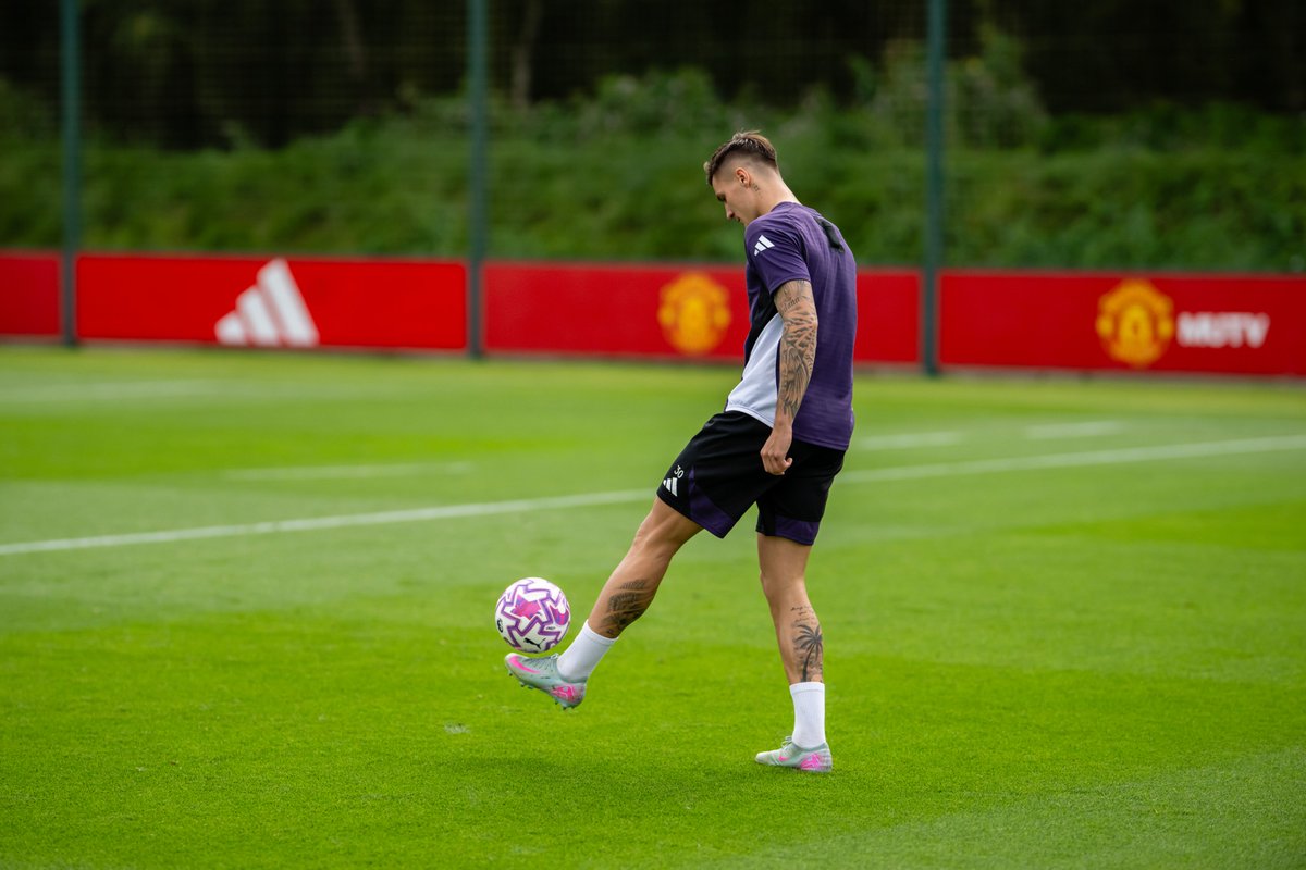 Manchester United tweet media