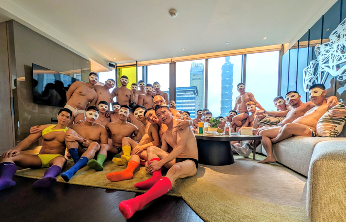 黑糖新村2025秋季入村問卷
forms.gle/4WGUbeej6vWCu9…

受付日期：即日起至9/06止

表單完成後請記得要自己去加小幫手的LINE並且私訊
表單完成後請記得要自己去加小幫手的LINE並且私訊
表單完成後請記得要自己去加小幫手的LINE並且私訊