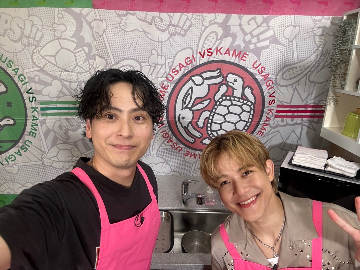 usakame_ytv's tweet image. 次回の #うさかめ は⁉️

【自家製コーラ対決🥤✨】

🐇  #三代目JSOULBROTHERS #山下健二郎 
　　#THERAMPAGE #岩谷翔吾

🐢 #ネイビーズアフロ #みながわ 

果たしてどんなコーラが出来上がるのか必見です🍋

📺8月24日（日）ひる0時35分〰️

#草彅剛 #海原やすよともこ