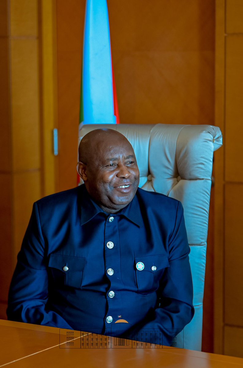 KwaNtare's tweet photo. Nyenicubah. Faure Gnassingbé,Umukuru w'igihugu #Togo akaba n'umuhuza yagenywe na @_AfricanUnion mu bibazo vya #RDC,yaraganiriye na Nyenicubahiro
@GeneralNeva ku gutsimbataza imigenderanire hagati ya #Togo n'Uburundi no ku bibazo vy'amahoro n'umutekano mu karere na cane cene #RDC https://t.co/5murpZDt0V
