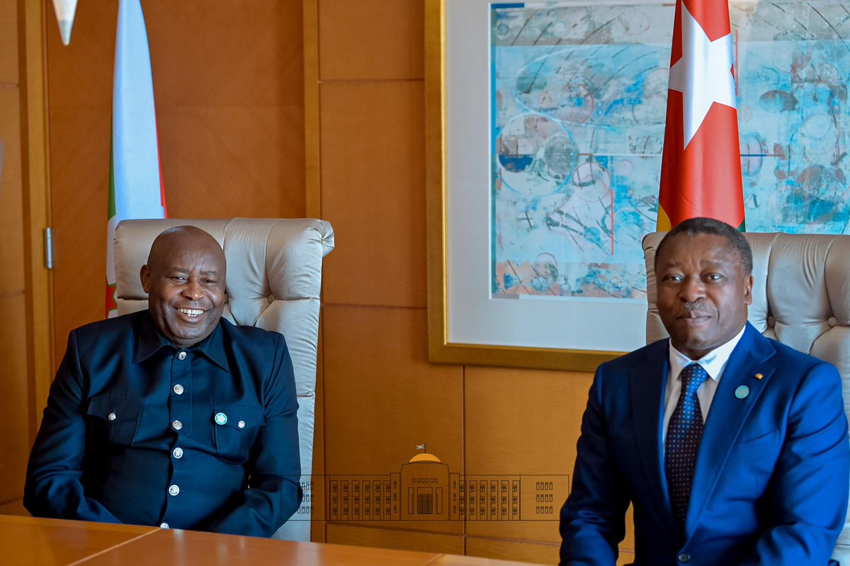 KwaNtare's tweet photo. Nyenicubah. Faure Gnassingbé,Umukuru w'igihugu #Togo akaba n'umuhuza yagenywe na @_AfricanUnion mu bibazo vya #RDC,yaraganiriye na Nyenicubahiro
@GeneralNeva ku gutsimbataza imigenderanire hagati ya #Togo n'Uburundi no ku bibazo vy'amahoro n'umutekano mu karere na cane cene #RDC https://t.co/5murpZDt0V