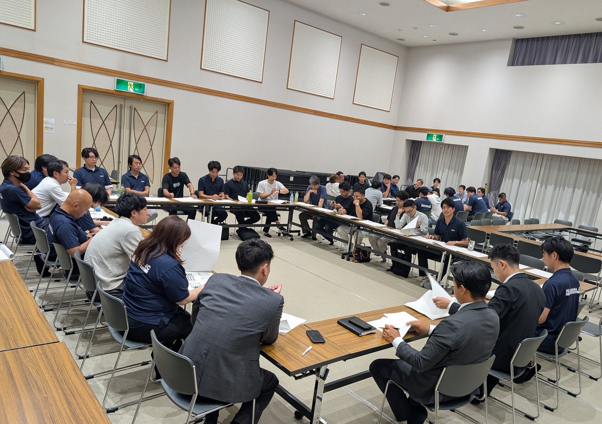 僕が所属している長浜青年会議は今年創立70周年を迎えました。そして、9月15日に記念式典、祝賀会を開催します！昨日はそれにむけての全体会議でした。ヒキヤマン以外にも日々まちづくり活動に勤しんでいます！
#青年会議所　#長浜JC　#長浜青年会議所