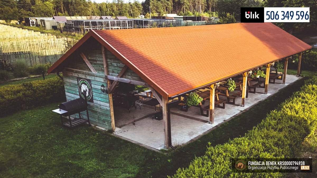 FundacjaBenek's tweet photo. Zapraszamy na weekend do Benkowa, serca lasu i ocalenia
🌲Benkowo leży wśród lasów.
Prawdziwych, pachnących, zielonych. Takich, w których śpiewają ptaki 🐦, słychać stukot dzięcioła 🪵 i… właśnie zaczęły się grzyby! 
🌿 Zapraszamy Was do odwiedzin!
https://t.co/YUOGVj0HA5 https://t.co/aou02MS2XR