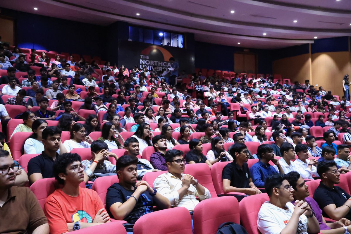 NorthCap_Univ's tweet image. Xebia kickstarted the semester with an engaging orientation session for 1st semester students at NCU, setting the tone for an exciting journey into C programming.

#Orientation2025 #Xebia #NCU #NorthCapUniveristy #FutureReady #StudentSuccess