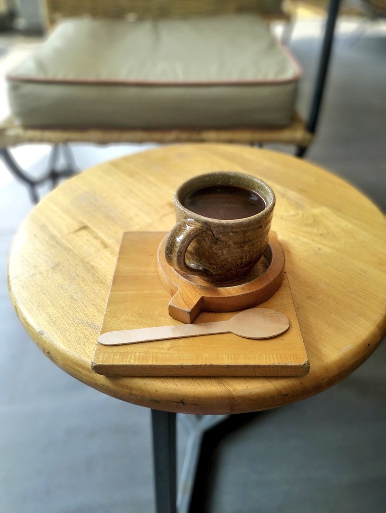 <a href="/qechqwa/">ወ/ሮ ተሠሩ</a> <a href="/QuestionCafeRW/">Question Coffee RW</a> Instead, I had my #ABK natural processed aeropress #coffee 🤎🥰