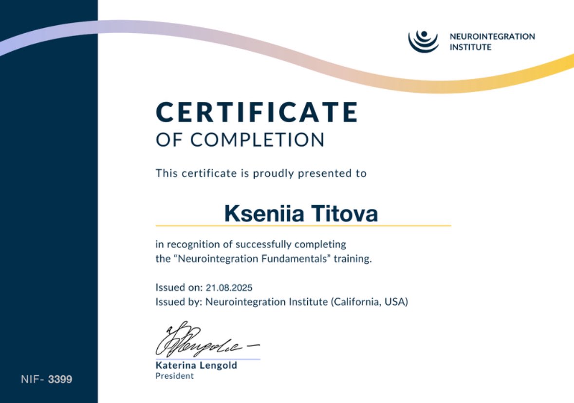 KseniTito's tweet photo. Сегодня есть чем гордиться!🏆
Это только моя первая ступень во вселенной неироинтеграции, но я уже так сильно хочу нести все свои знания в массы (еще немного и как понесу))
Нет ничего невозможного,если ты умеешь замечать своё состояние, а значит и влиять на качество своей жизни🫂 https://t.co/tXx2SiaPoB