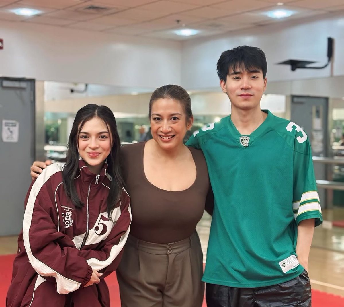 Sarcastic Risen tweet media