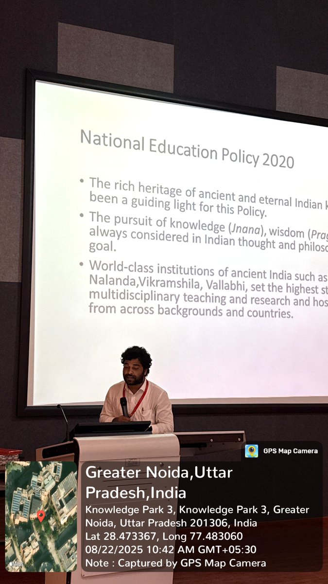 SU_CSE's tweet photo. Day 4 of #Deeksharambh2025 at SSCSE, Sharda University, inspired CSE students with sessions on Universal Human Values and Indian Knowledge Systems—building ethical, value-driven foundations for future technologists #shardauniversity https://t.co/Iww75wzCWl