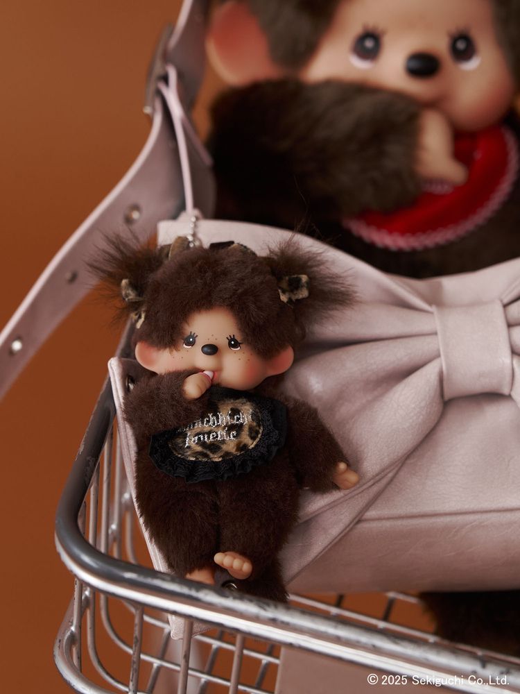 몬치치 예약 개시일까지 숨 참는다