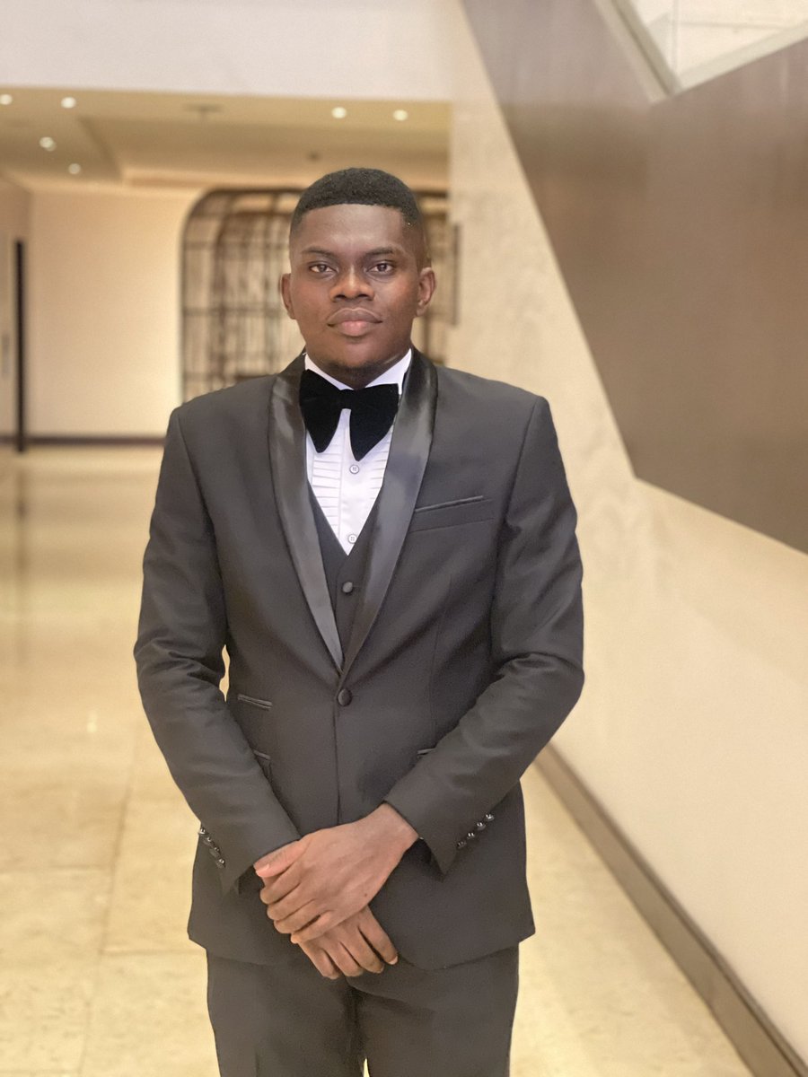 Donsarkcess's tweet photo. https://t.co/QCRuEVvbHz