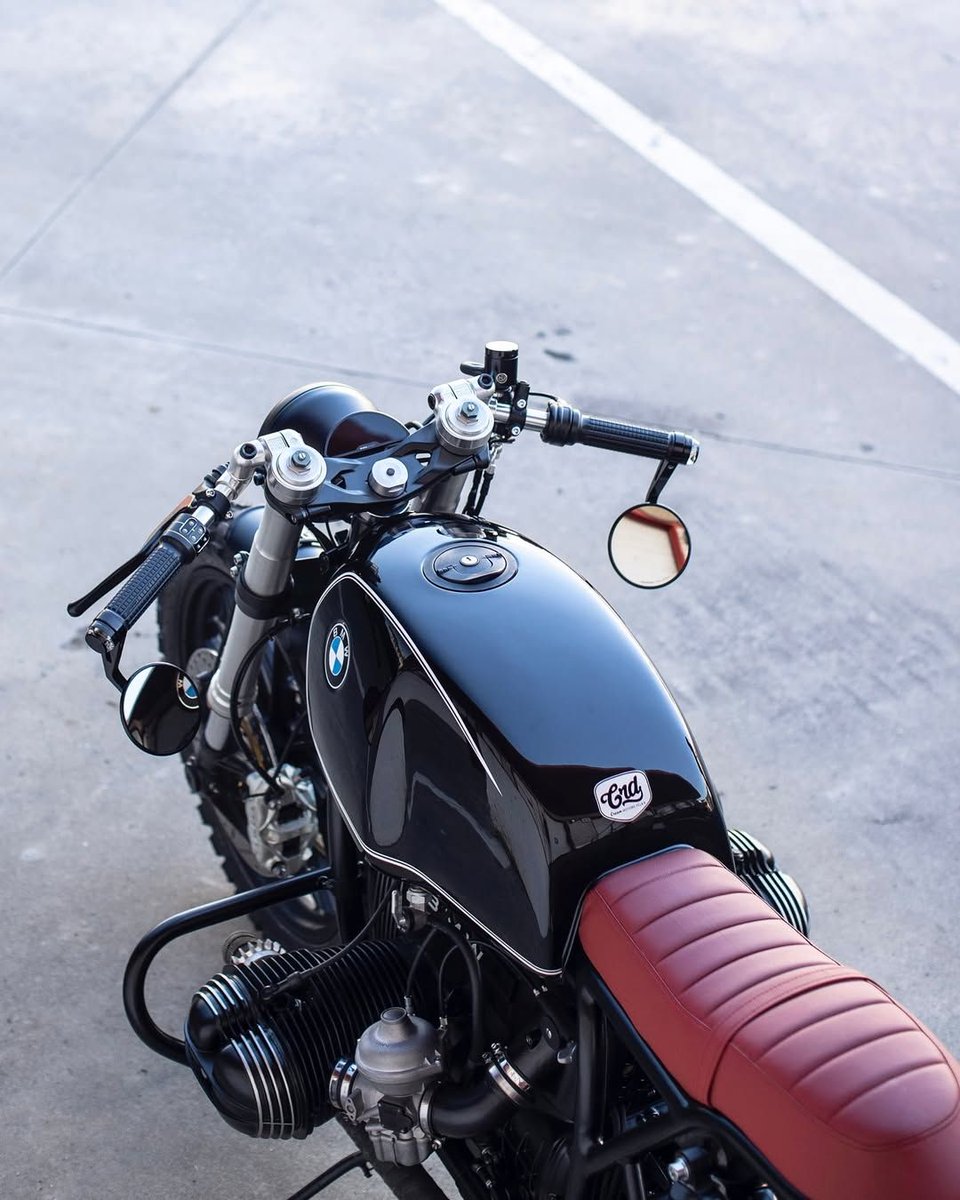 CafeRacerDreams's tweet photo. #CRD2020 💥
https://t.co/kRju5qXjL5
#caferacerdreams #BMWcaferacer #caferacer #welovewhatwedo #shippingworldwide✈️🌎 https://t.co/l9uRRGuCgy