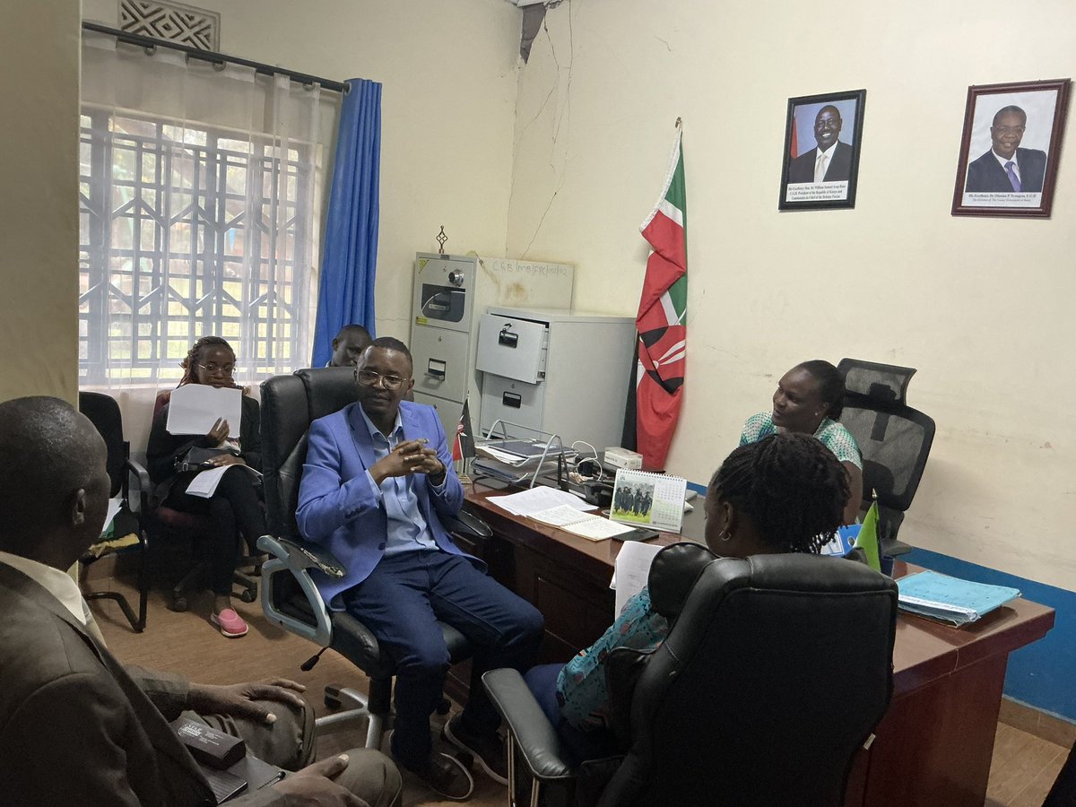 CoB_Kenya's tweet photo. The @OCOB_Kenya team was in Busia County to monitor &amp; evaluate budget implementation for FY 2024/25, in line with Section 5(b) of the Controller of Budget Act, 2016. The meeting was chaired by Gypson Wafula, Chief Officer, Treasury and Economic Planning. https://t.co/0TyW1Wzzgk