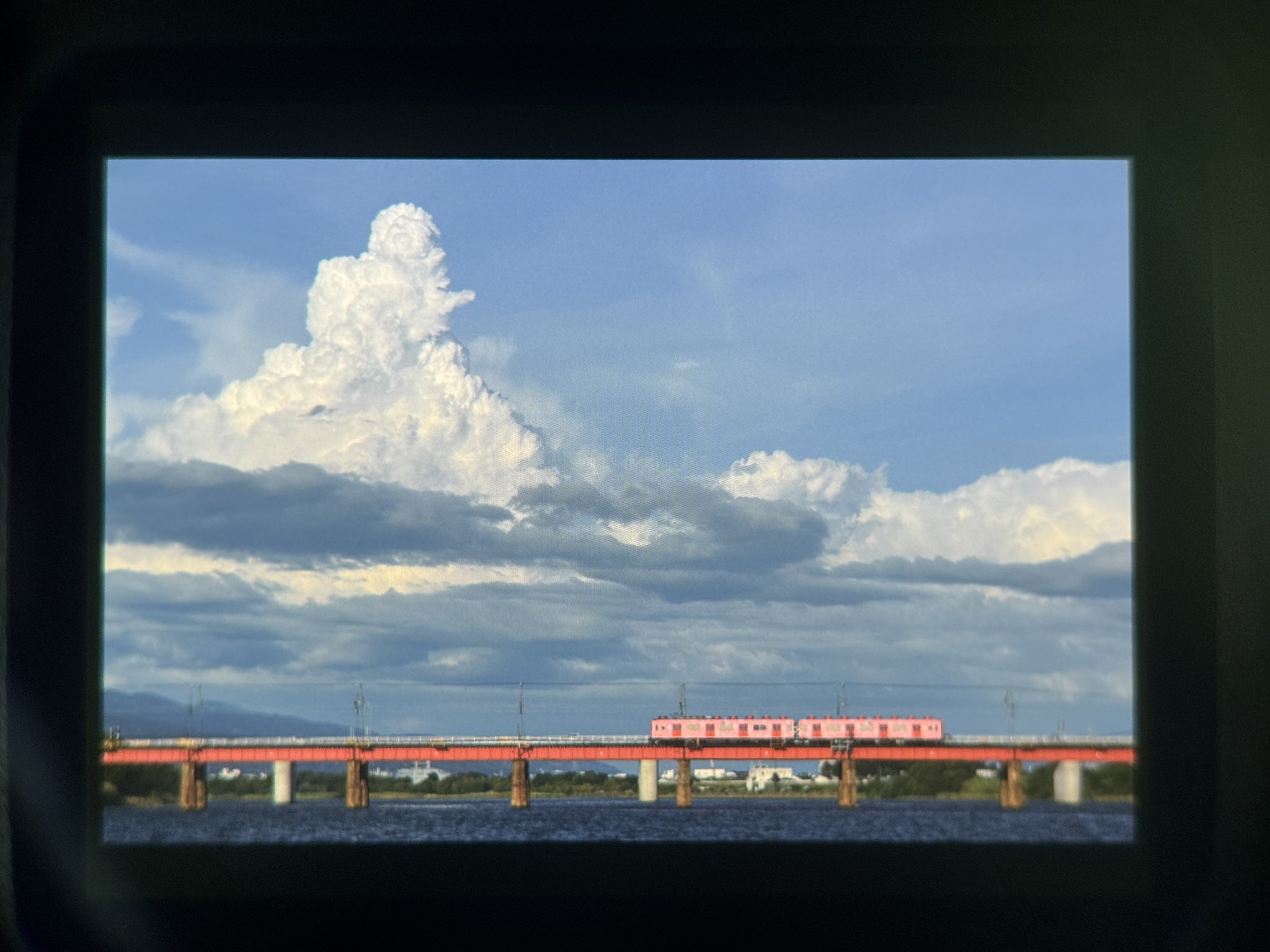 虹に向かって　写真集 spring on X: 