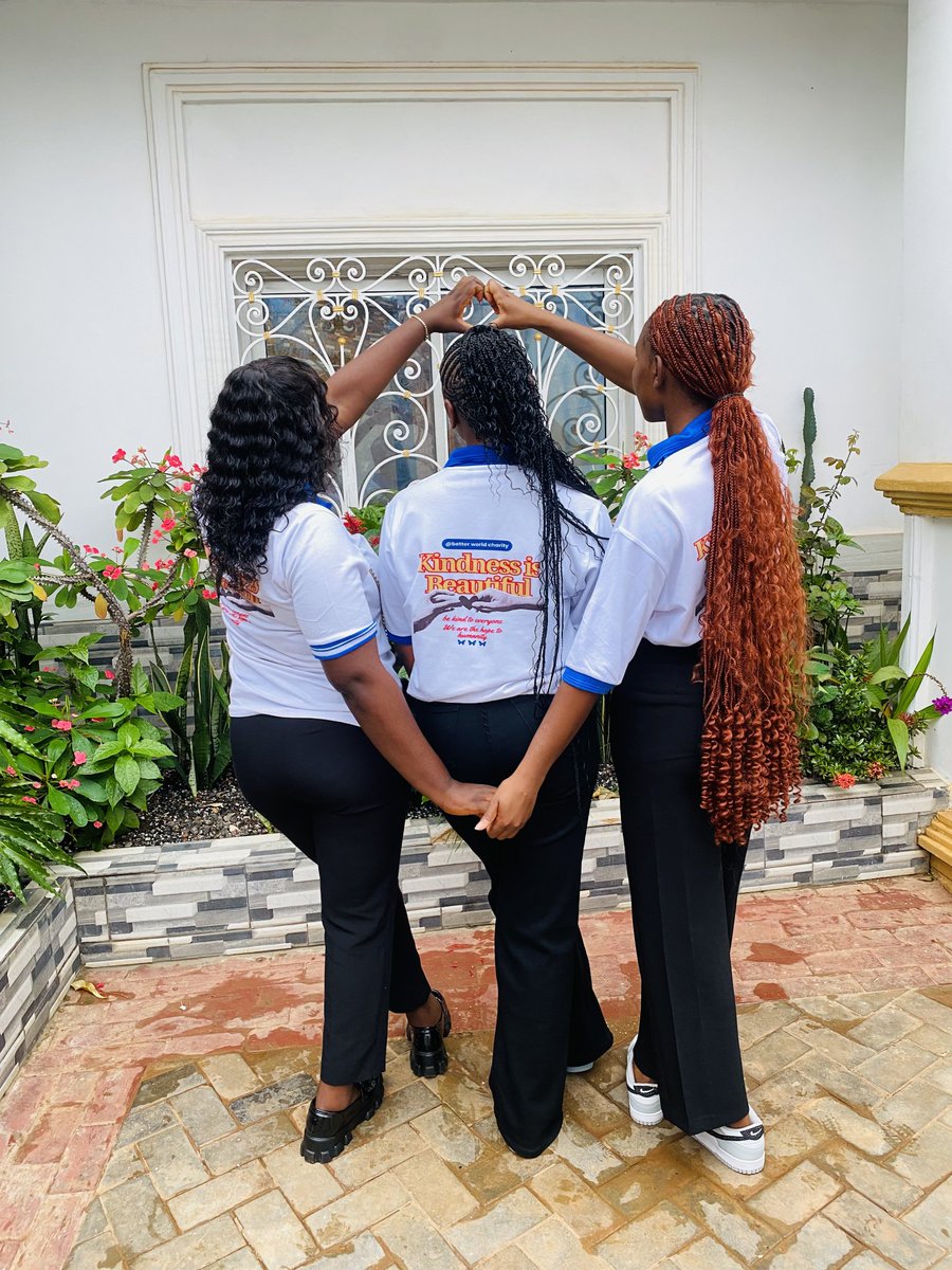 AnichoLum's tweet photo. Live from SDG Innovate Cameroon — Proud to Volunteer with Better World Charity!

#SDGInnovateCameroon #BetterWorldCharity #VolunteerInAction #SustainableDevelopment #YouthLeadership #SDGs #LiveFromTheField https://t.co/NGwo0k4L79