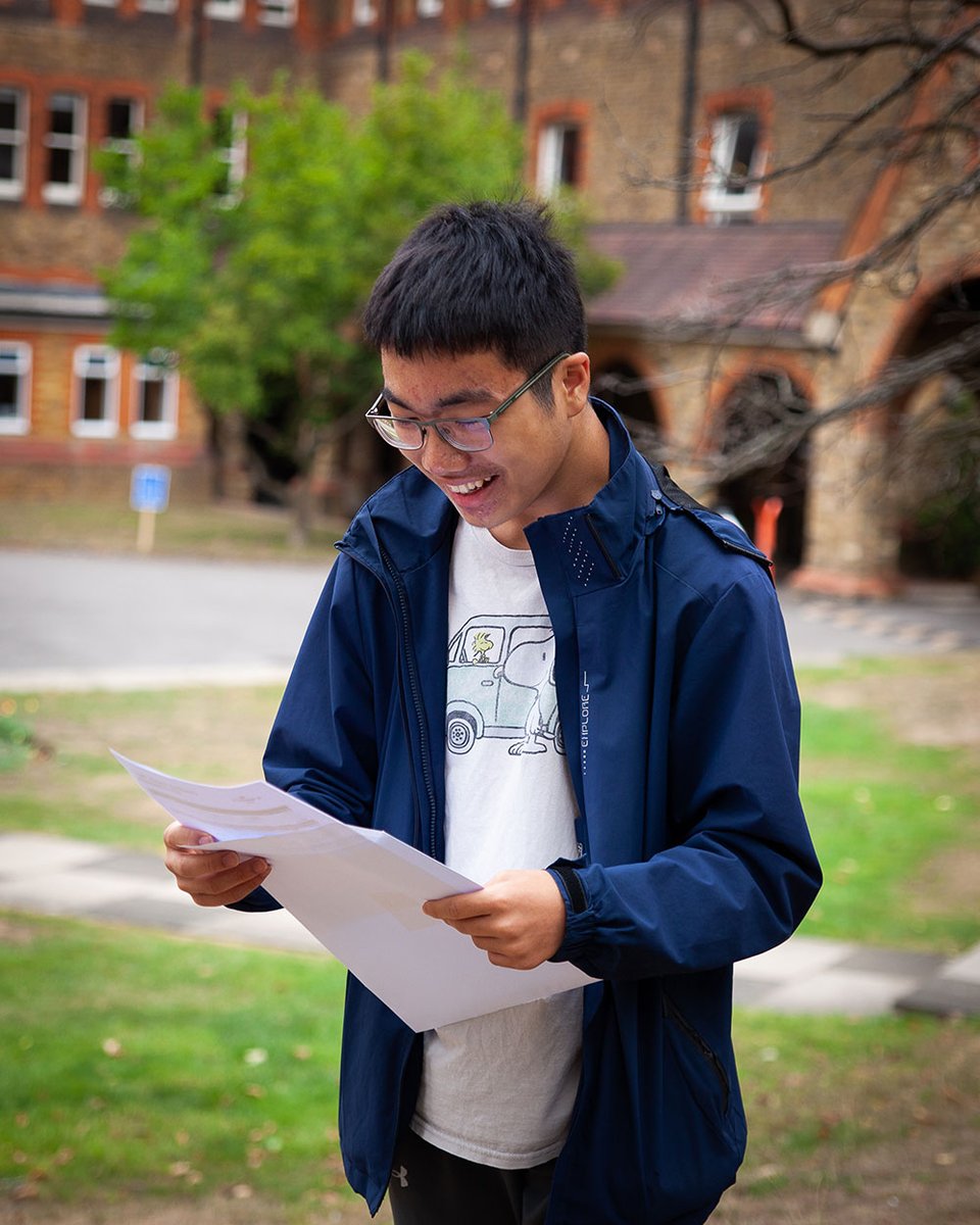 St Margaret's School tweet media