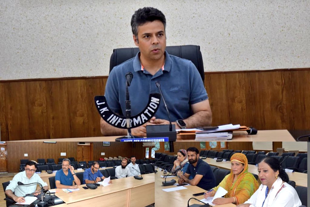 Deputy Commissioner Budgam (@dc_budgam) on Twitter photo DC Budgam <a href="/DrBilalbhatIAS/">Dr Bilal M Bhat IAS</a> chaired DLIC meeting under Mission YUVA, approving 150 cases. So far, 1939 applications received, 508 approved, 140 sanctioned by banks, and 55 disbursed in the district.
<a href="/diprjk/">Information & PR, J&K</a> DC Budgam <a href="/DrBilalbhatIAS/">Dr Bilal M Bhat IAS</a> chaired DLIC meeting under Mission YUVA, approving 150 cases. So far, 1939 applications received, 508 approved, 140 sanctioned by banks, and 55 disbursed in the district.
<a href="/diprjk/">Information & PR, J&K</a>