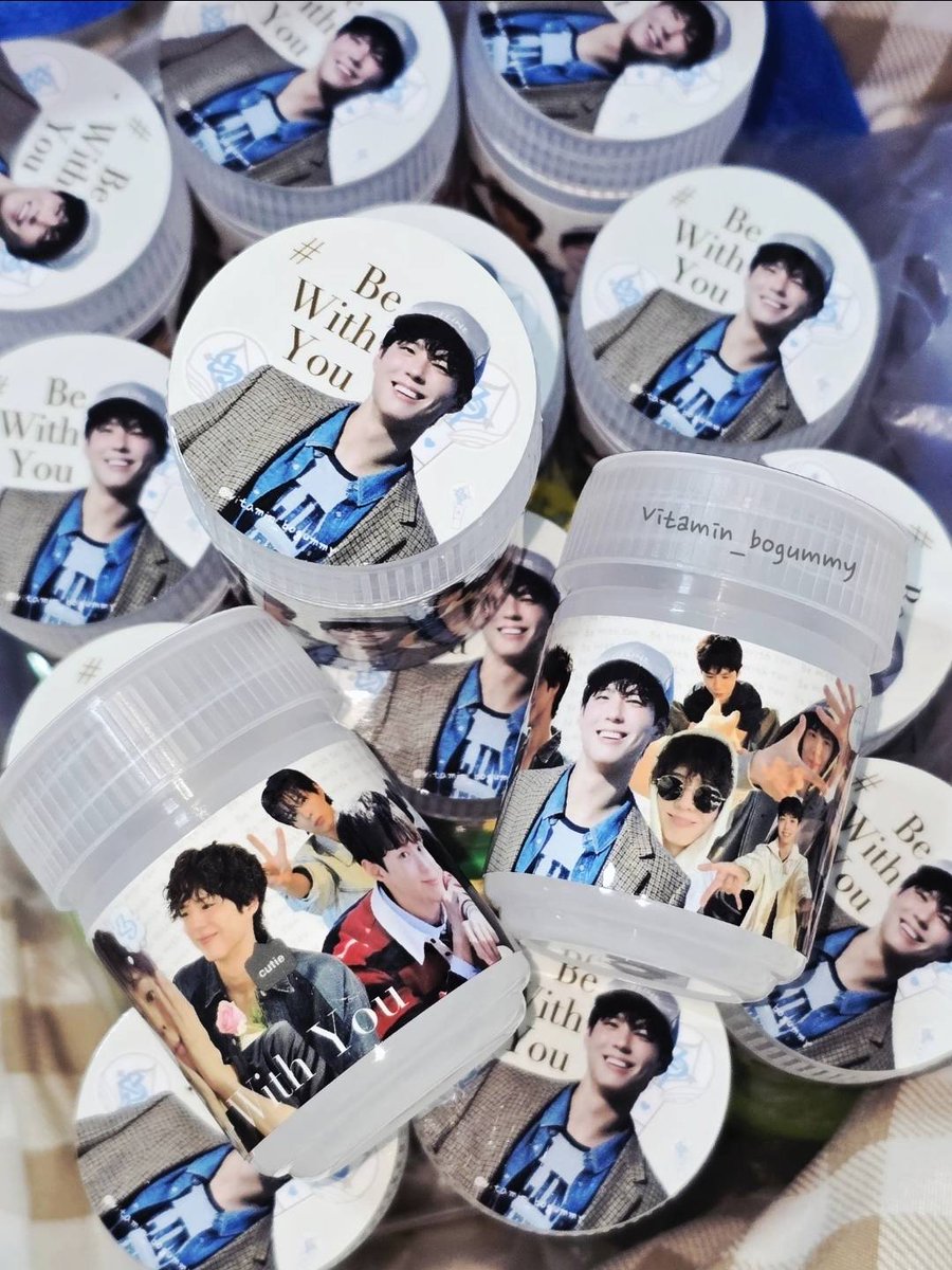 vitamin_bogummy's tweet photo. PARK BO GUM 2025 FAN MEETING TOUR [BE WITH YOU] IN BANGKOK 🇹🇭

เราเตรียม Giveaway มาแจกไทยแฟนด้วยค่า มารับกันเยอะๆนะคะ ของมีจำนวนจำกัด หมดแล้วหมดเลยน๊า

💙08/24(SUN) UOB LIVE, EMSPHERE (พิกัดจะแจ้งตอนไปถึงค่ะ) 
💙กระจกพับ (เฉพาะไทยแฟน 🇹🇭)
💙กรุณาแสดงบัตรเข้าชมและเฉพาะคนที่รีทวิตนี้เท่านั้นค่ะ

🎁 Thaiherb Hongthai (Oversea fans, please DM me first. There aren’t too many. I’ll share the location once I arrive. Please show your admission ticket, and only those who retweeted this.)

#영원히보검과함께 #BeWithBOGUMMY 
#PARKBOGUM #박보검 #พัคโบกอม 
#BEWITHYOU #BEWITHYOUINBKK #PARKBOGUM2025_FANMEETING_BEWITHYOU_BKK #24สิงหามาเจอพัคโบกอม

🎫