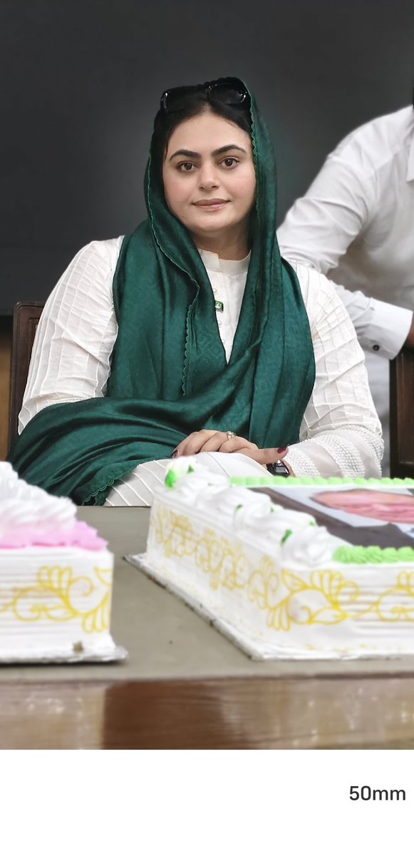 Arslan Ashfaq (@mianarslan5377) on Twitter photo 🌹 شمائلہ رانا 🌹
وہ باہمت آواز جو دلیل سے جیتی ہے، وقار سے بولتی ہے اور ہمت سے سیاست کو عزت بخشتی ہے۔
ان کا ہر لفظ اعتماد، ہر بات دلیل اور ہر قدم خدمت کا آئینہ ہے۔
یہی ہیں نون لیگ کی اصل طاقت اور ہماری خواتین کی پہچان۔
#ShumailaRana #PMLN #VoiceOfStrength
<a href="/Shamylaroy/">Shamaila Rana</a> 🌹 شمائلہ رانا 🌹
وہ باہمت آواز جو دلیل سے جیتی ہے، وقار سے بولتی ہے اور ہمت سے سیاست کو عزت بخشتی ہے۔
ان کا ہر لفظ اعتماد، ہر بات دلیل اور ہر قدم خدمت کا آئینہ ہے۔
یہی ہیں نون لیگ کی اصل طاقت اور ہماری خواتین کی پہچان۔
#ShumailaRana #PMLN #VoiceOfStrength
<a href="/Shamylaroy/">Shamaila Rana</a>