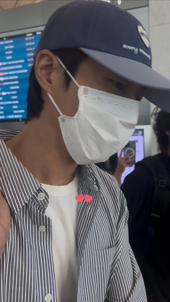 rmeeeew0430's tweet photo. #두준
250822 ICN https://t.co/Bi6bSJQGpt