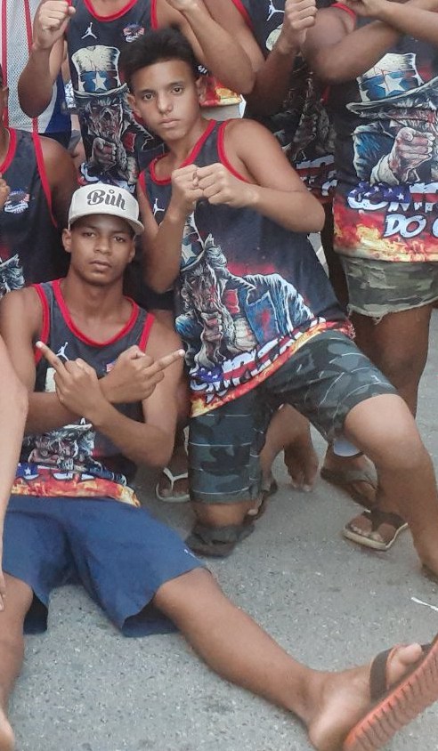 Campinhoserrote's tweet photo. SEU GABRIEL PUTINHA TA FAZENDO FAVOR PRO CV NO CAMPINHO DEPOIS VAI FALAR QUE E MORADOR 

CELCINHO QUEIXAO TA ACHANDO QUE TA PASSANDO BATIDO TAMBÉM FICA INDO PRA PENHA TAVA NO CAMPINHO E FOI VISTO NO FUBA   DEPOS VAI FALAR QUE E INOCENTE https://t.co/ZD4YaPSD5N