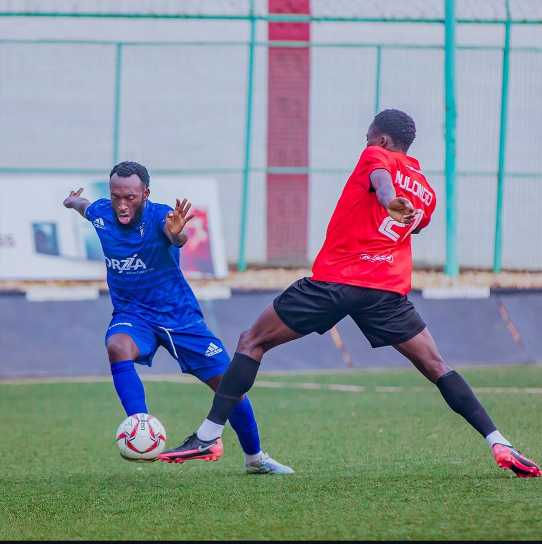 score250's tweet photo. Gorilla fc yatsinzwe na vipers SC Igitego 1-0 mu mukino wa kabiri wa gicuti wahuje amakipe yombi i kampala
downloading App ya #score250 ukomeze gukurikira Amakuru Agezweho https://t.co/DhMF4mlhLh