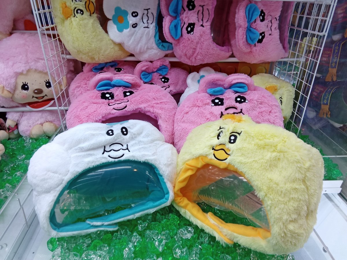 ただ今、超超大人気キャラクターの、おぱんちゅうさぎ、んぽちゃむ