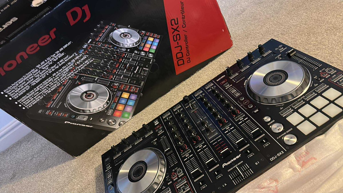 New toy! 🎧 #Pioneer