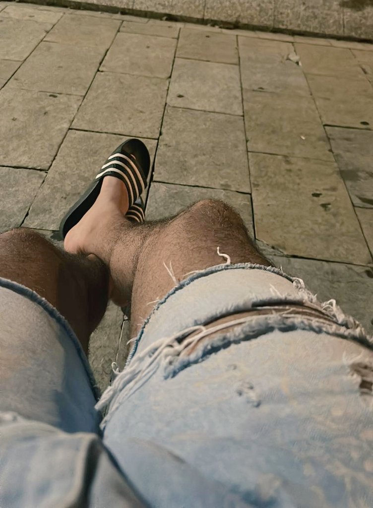 Alpha_Stallion1's tweet photo. On your knees. This is where you belong, at my feet. Only real #sluts and #paypigs who obey will earn the privilege to lick, worship, and clean their #Alpha #Master’s #feet.
Subscribe if you want more: https://t.co/2XyfhUZn9X 

#Stallion #CashMaster #Findom #ObeyYourMaster https://t.co/I9I68fb81d