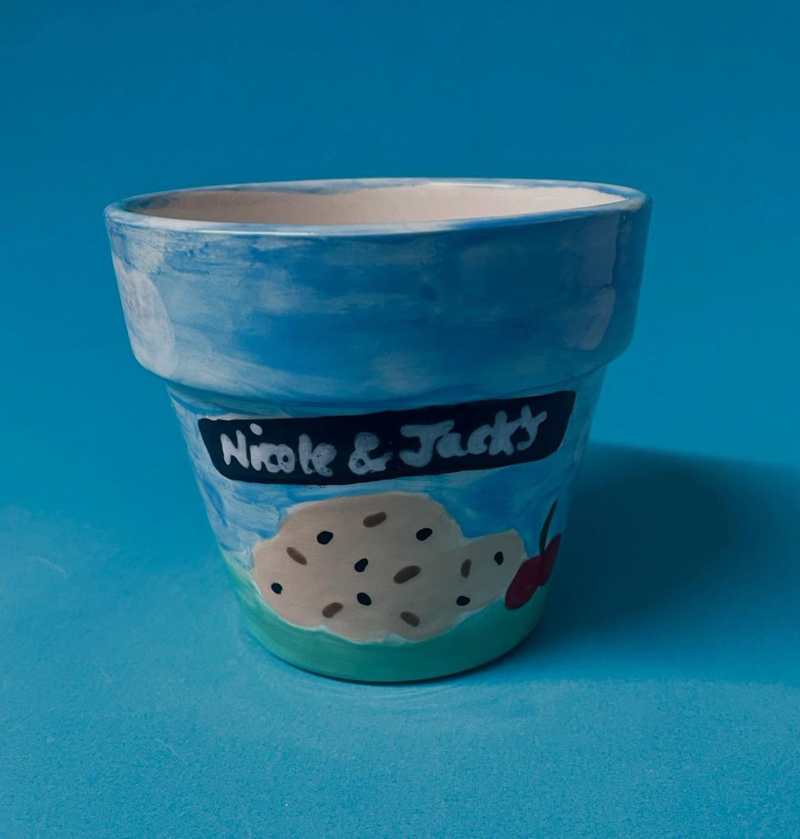 LoveNewmarket's tweet image. Love these customer creations at Studio Scribbles 🎨 If you're looking for something to keep the children entertained for the last few days of the summer holidays, be sure to pop in and let them get creative!

#StudioScribbles #SupportLocal #SupportOurHighStreet #LoveNewmarket