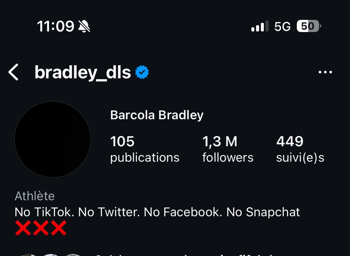 𝗱𝗲𝗹𝗮𝘇𝗲 tweet media