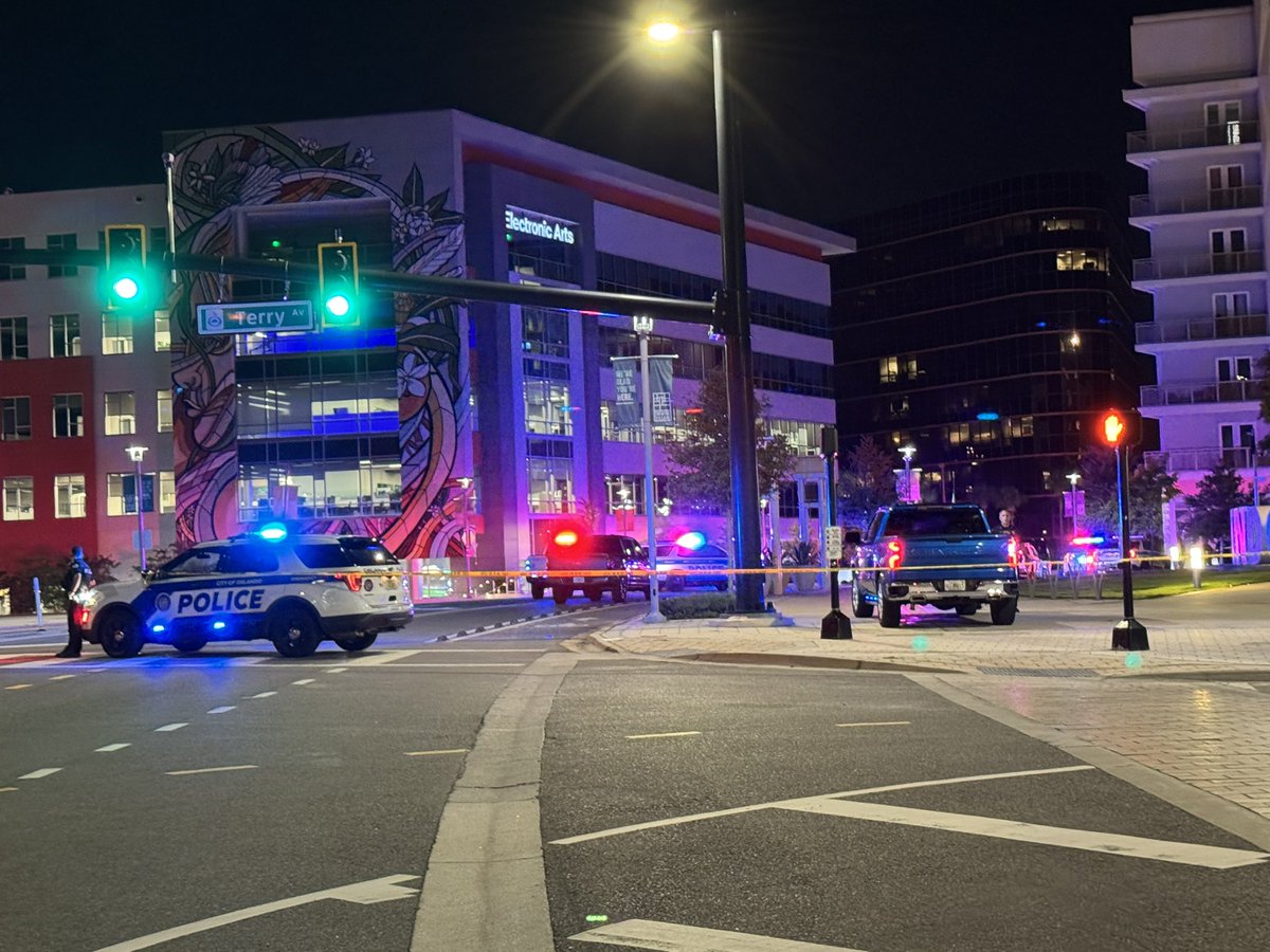 We’re on the scene of breaking news in Orlando. Police are telling people to avoid  the area of 500 Chatham Ave, which is in Orlando’s Creative Village. Police say at least one person is dead, but no other details are being released.