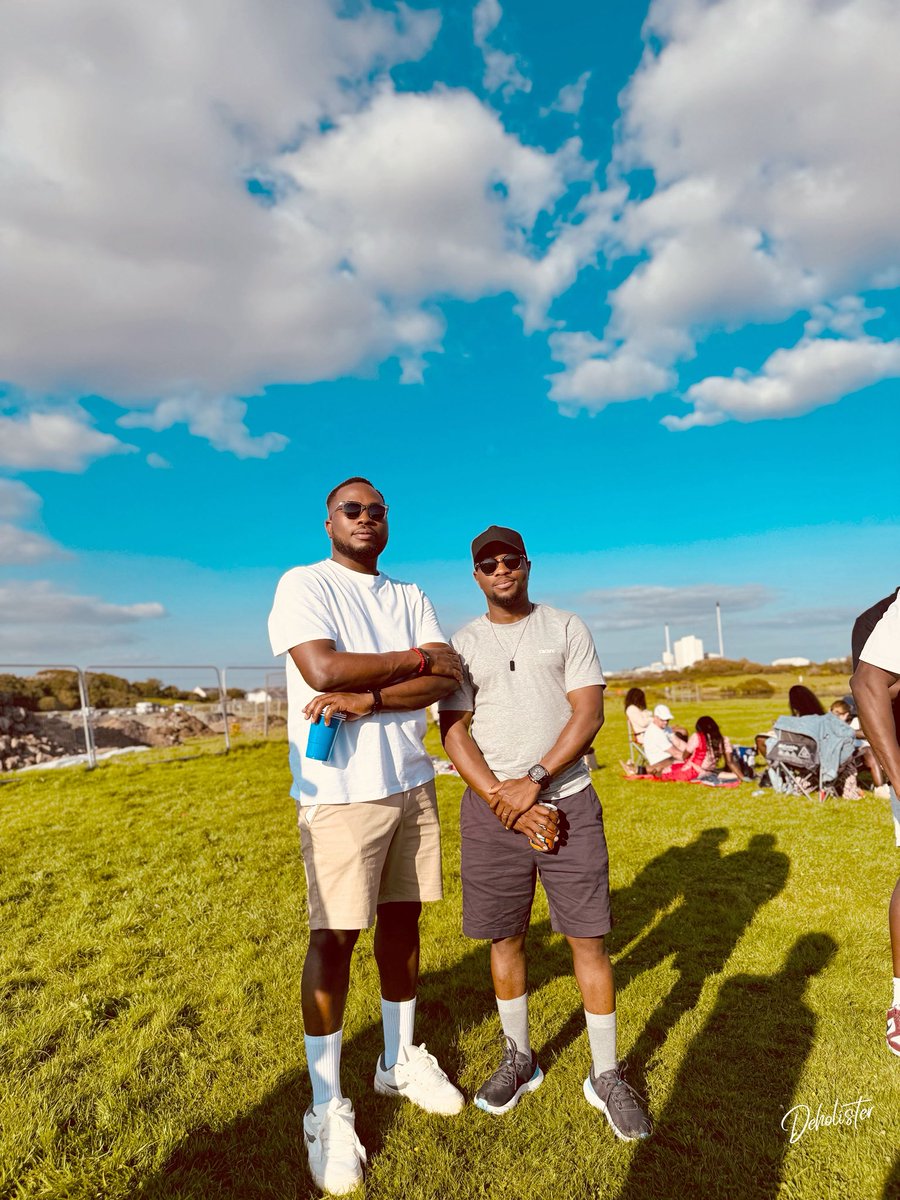 obembe_1's tweet image. ☀️☀️☀️