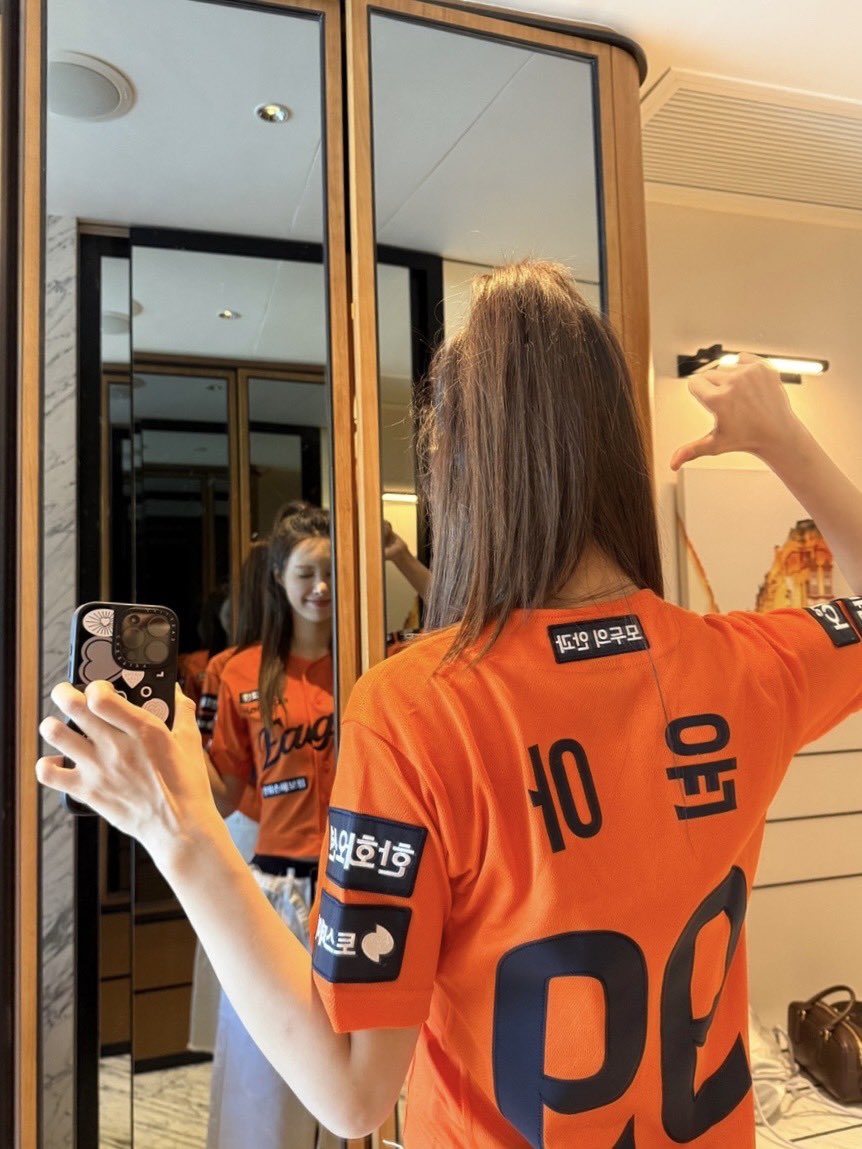 한화는 위기에서 더욱 강하다! 야린이 윤아는 행복이다 불꽃합니다아 🔥🧡

#YUNAH #윤아 #ILLIT #아일릿