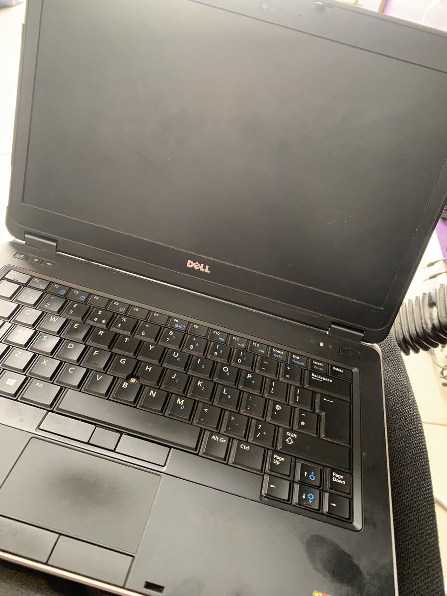_Julietdaniels's tweet photo. Laptop for sale 
200k

#LingOrm #KARMA #earthquake #FayeYokoXTiffanyAndCo #davido https://t.co/KrW5zFByni