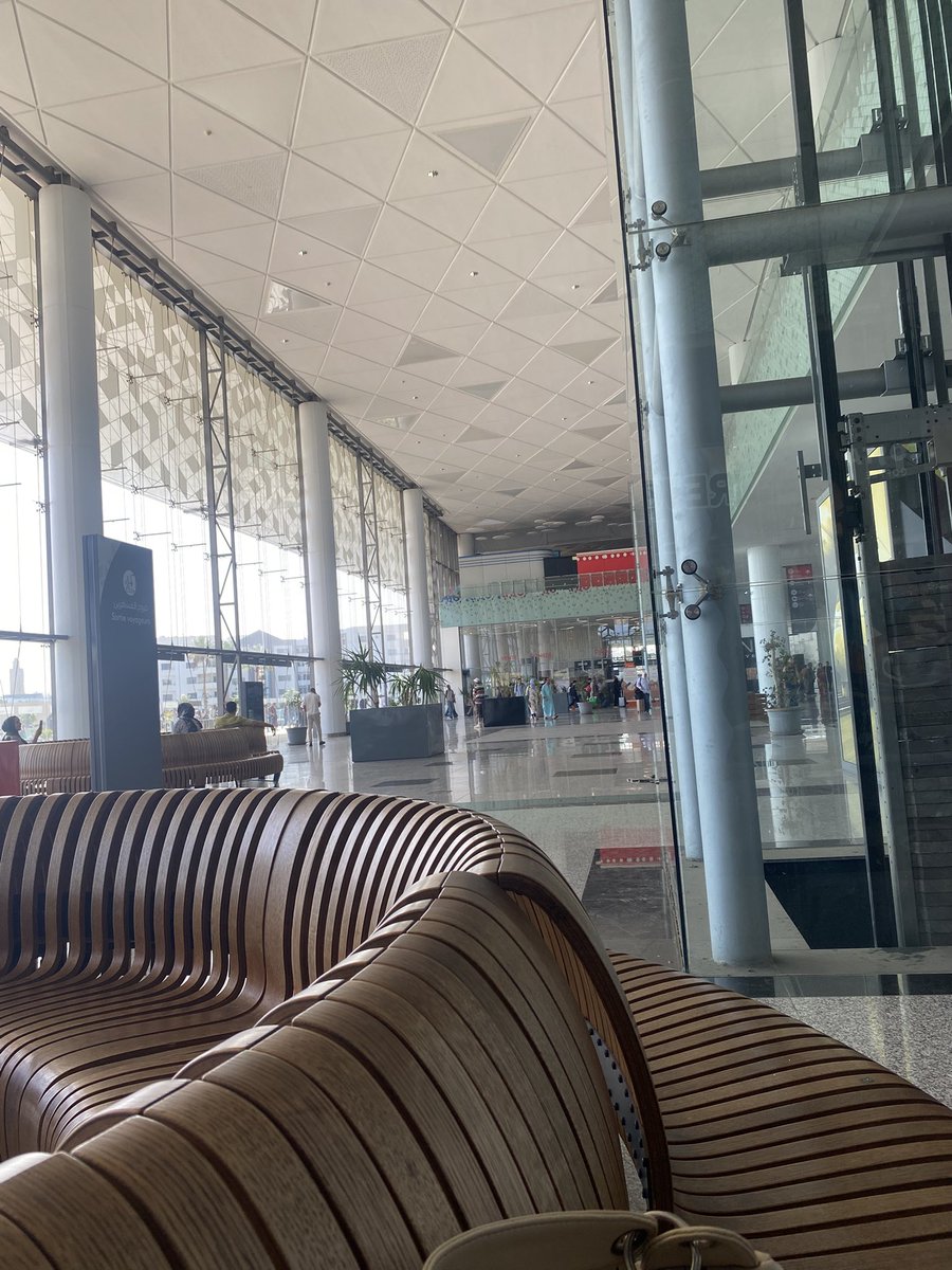 Tana ghngolekom les gens de rabat🫦
Bonjouuuuukh