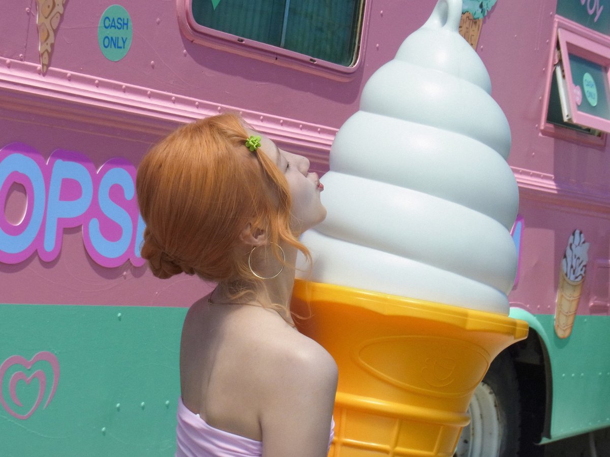 Red Velvet tweet media