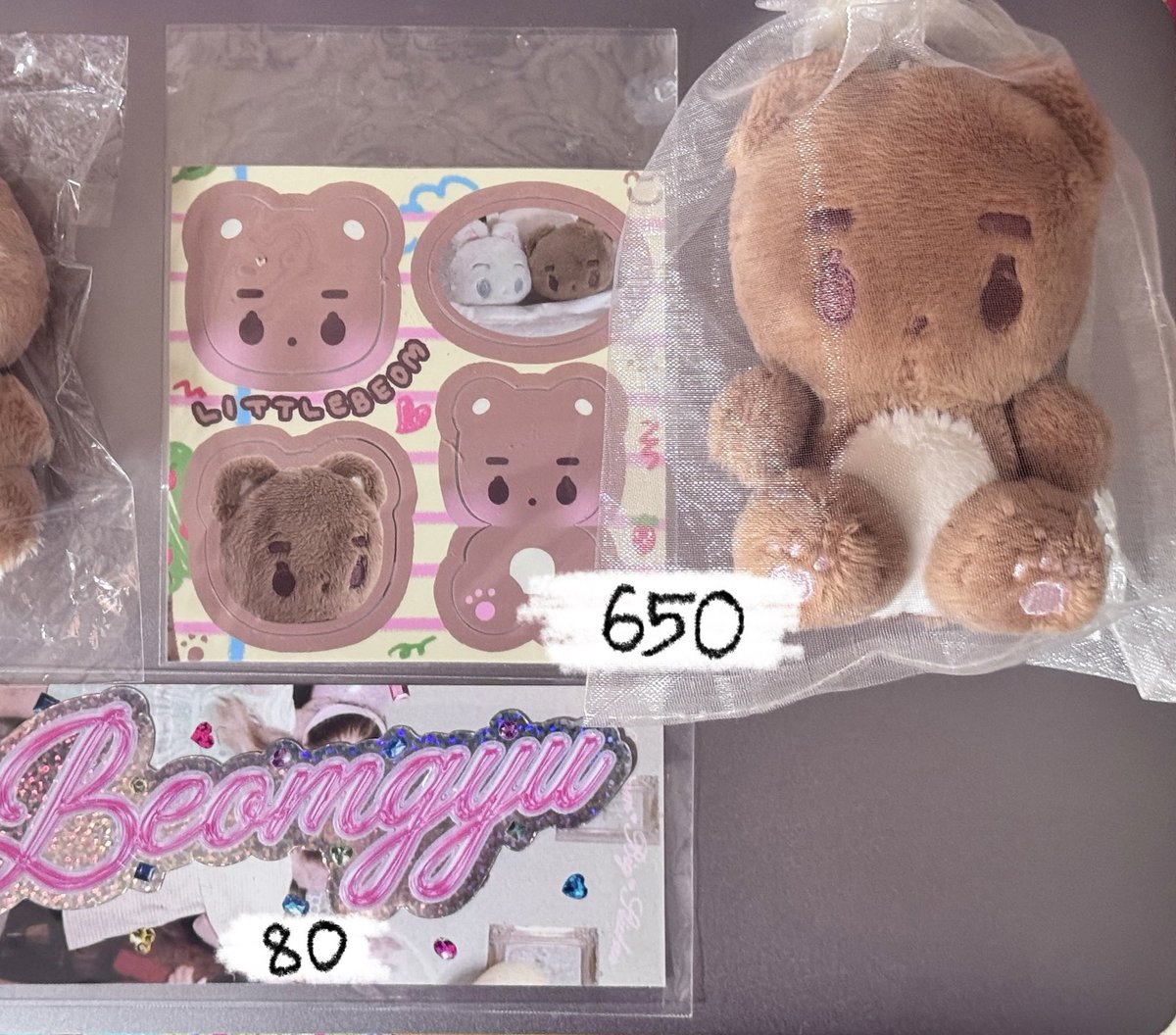 iibsth's tweet photo. wts / พร้อมส่ง ตุ๊กตา 10 cm 

- บอมกยู Littlebeom @/little_tubatu + สติกเกอร์ 
- name sticker บอมกยู @/salmonto_c ไม่เคยใช้

ราคาตามภาพ ส่งฟรี 
#ตลาดนัดtxt #ตลาดนัดทีเร้ก #แผงลอยโมอา https://t.co/ojQ3Zt2RBP