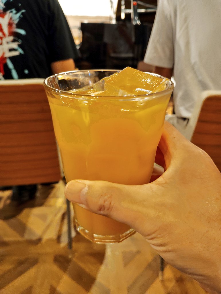 Buccaneer_55's tweet image. 現着👮
#ピアニストユリ #PIANO_SOLO_NIGHT 
#FJs #中目黒