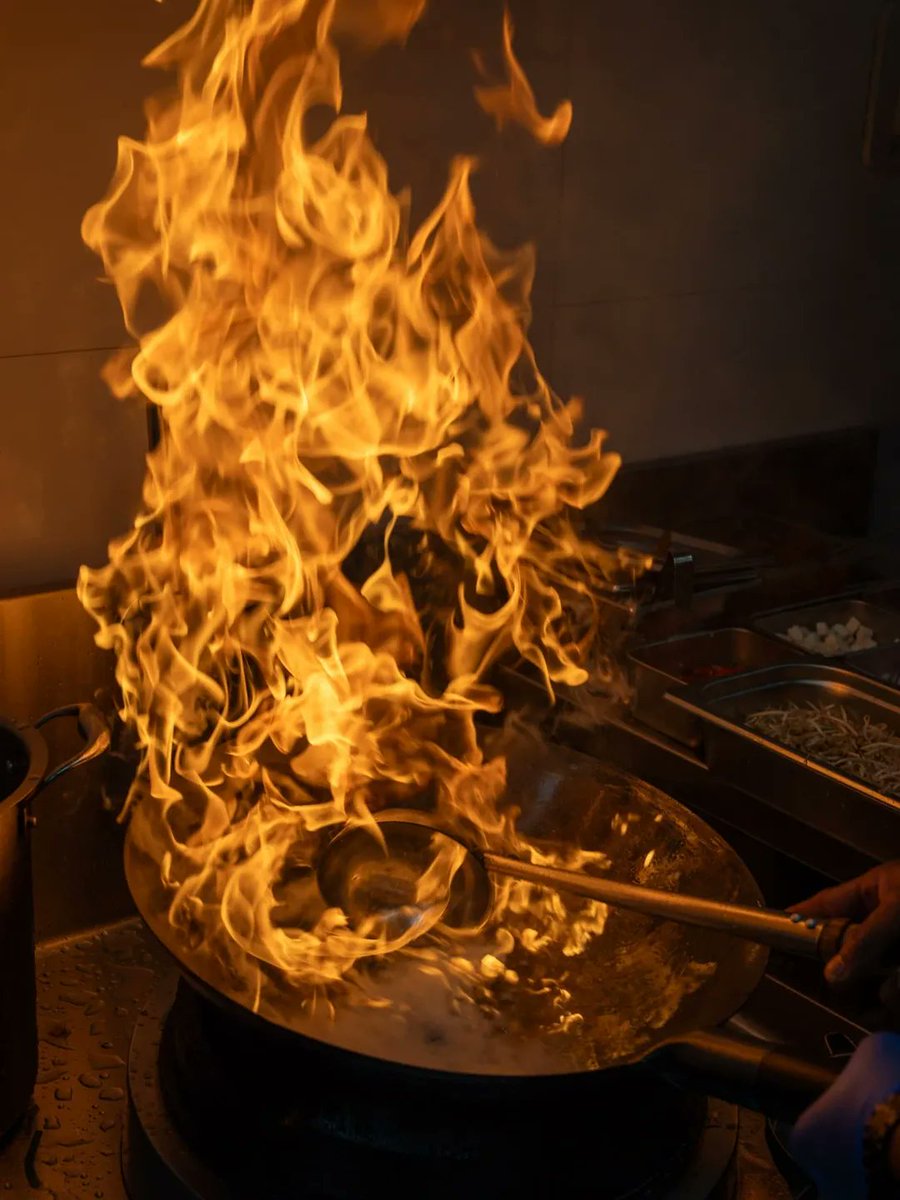 baanphadthai_in's tweet photo. Unapologetically Thai, in all our shades! Loud, fiery, messy & real 🔥
#baanphadthai #unapologeticallythai #bangalorefoodies #thaifood #phadthai #bangaloreeats #foodiesofbangalore #indiranagar https://t.co/odUw6b6Eps