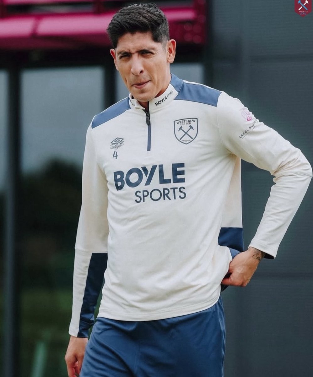 West Ham United Tie デザイン希少 入手不可能West Ham United Tie