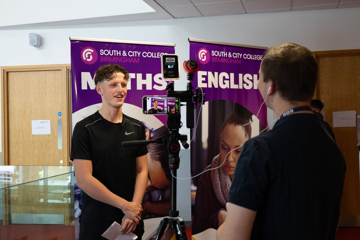 Get Further tweet media