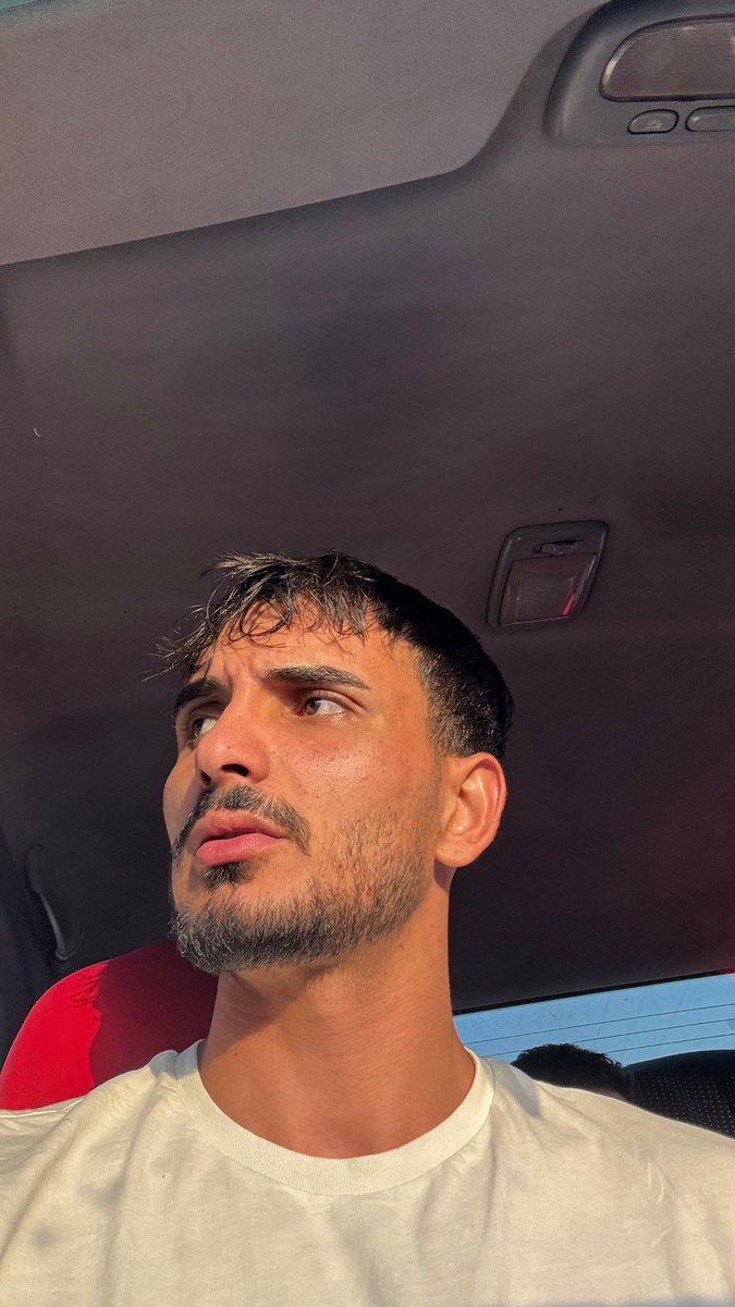 Hava o kadar sıcak ki alın yazım silinecek birazdan