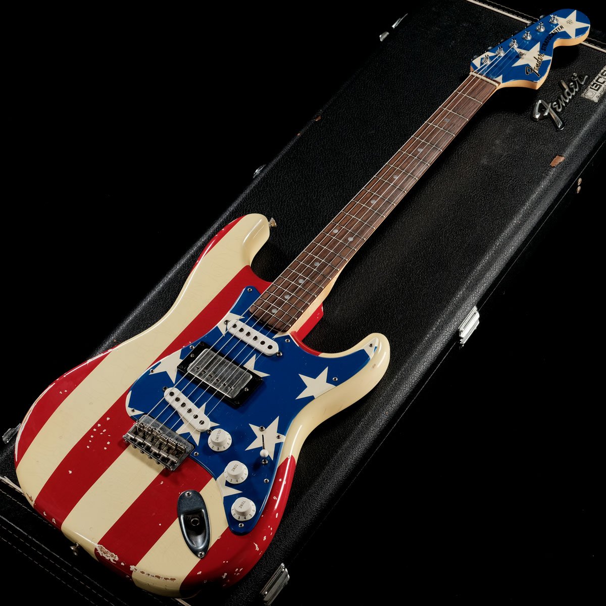 1484shibuya's tweet image. [中古エレキギター]
伝説のパンクロックバンド #MC5 の中心人物、#WayneKramer のレアなシグネイチャーモデルが入荷いたしました！
ボディの塗装はもちろん、ラージヘッド、4点留めネックプレート、ハードテイル、PU配列はSHSと奇抜な仕様のギターです！
#Fender #Guitar
ishibashi.co.jp/ec/product/280…