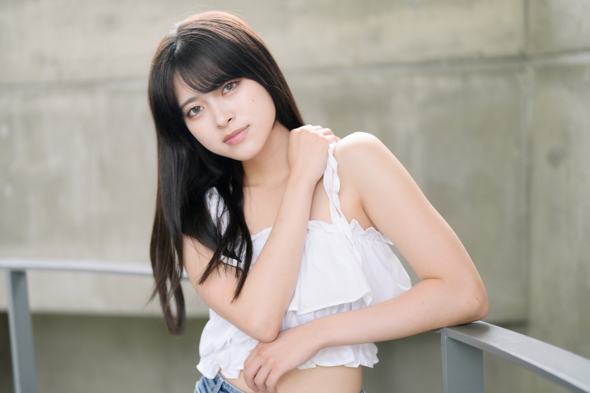 夕陽さま専用ページ 2024.12.14. 埼玉県さいたま市 くっきりと佇む富士山の脇に沈