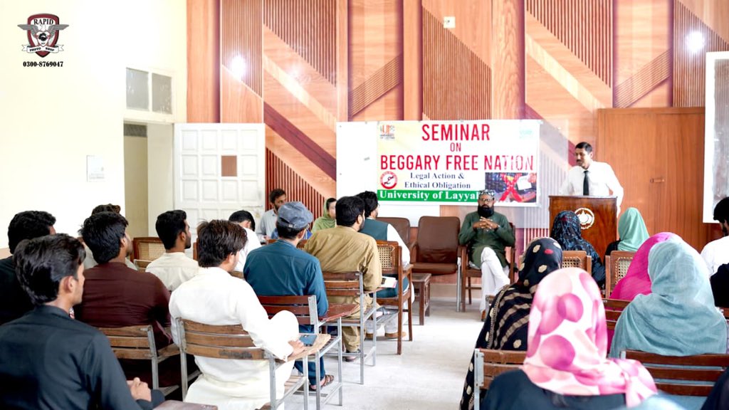 IslahuddinDogar's tweet photo. I am deeply thankful to Zeshan Hassan, Phd Registerar Dr. Ahmad Ali Kharal Visiting faculty member and Dr. Sadia Anjum, Director Academics, University of Layyah for the opportunity to engage with such bright and thoughtful students—our future leaders and changemakers. https://t.co/57WnOHxhiD