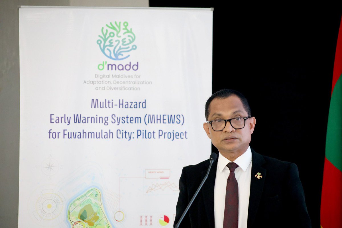 DMADDmv's tweet photo. We have successfully launched the #MHEWS pilot project in Fuvahmulah City Council in collaboration with @MoTmv and @metmaldives.  #MHEWS is implemented by @SalfordUni using their MOBILISE solutions. https://t.co/rIN7JszAzr