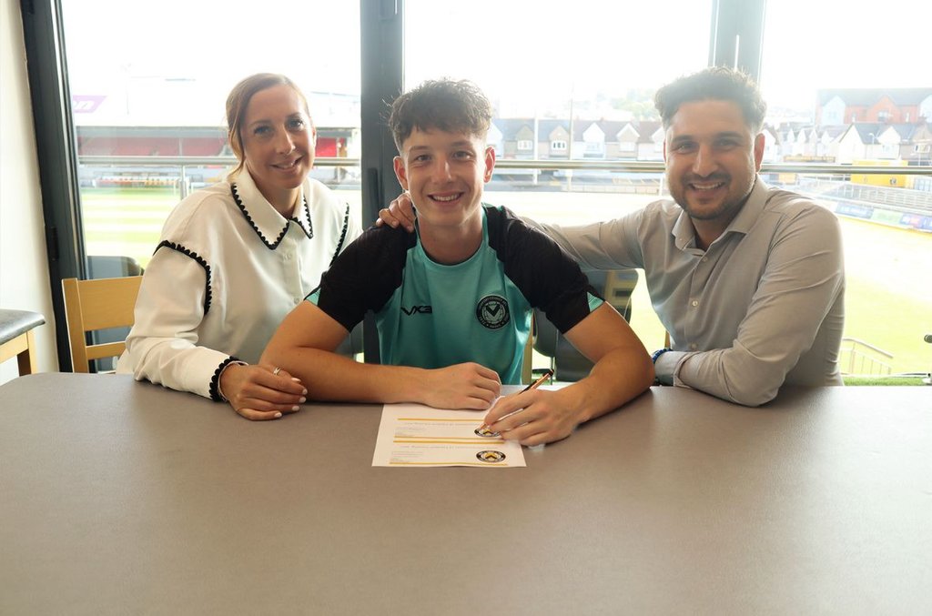 Daniel Tanhai tweet media