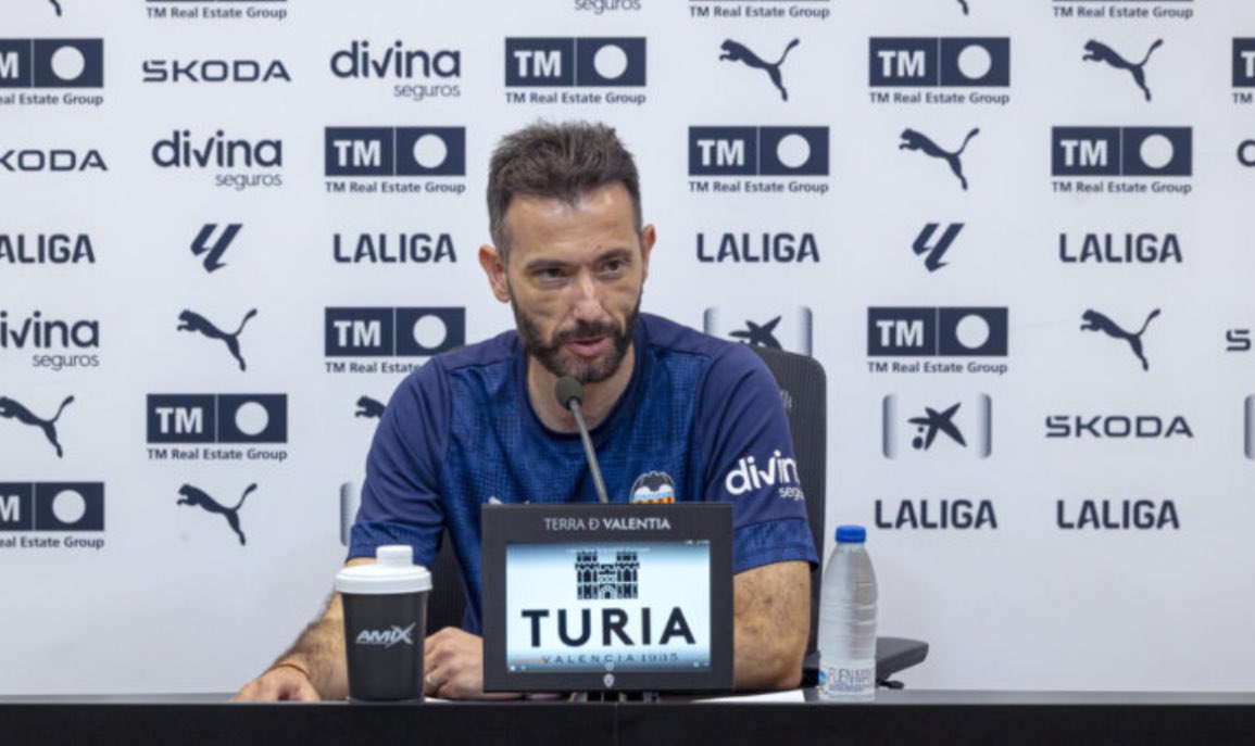 🦇 A les 13:00h, roda de premsa EN DIRECTE en <a href="/esportsvcr/">Esports Migdia 📻</a> de CARLOS CORBERÁN prèvia al partit de <a href="/LaLiga/">LALIGA</a> contra el <a href="/Osasuna/">C. A. OSASUNA</a>.

—
📻 94.5 FM
📲 valenciacapital.es