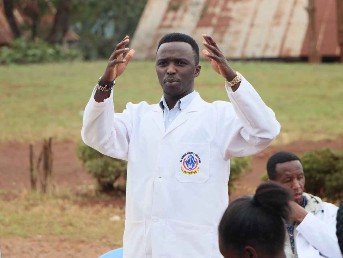 ENAfricaFDN's tweet image. We’re in Murang’a handing over Mobile Science Labs as part of our #GirlsExcel program. 

A big step in bringing #STEM learning closer to girls. #STEMForAll